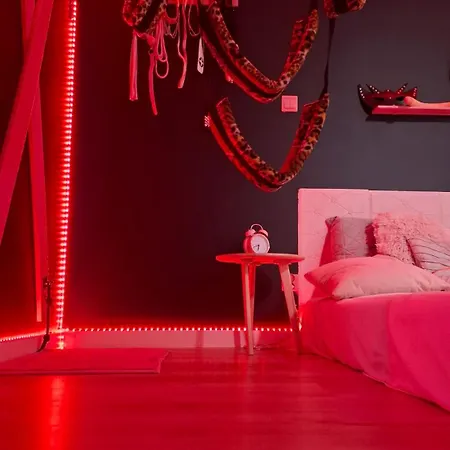 Pink Bdsm Apartment Lalka Milosci * Wroclaw