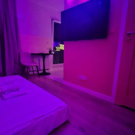 Pink Bdsm Lalka Milosci Appartement