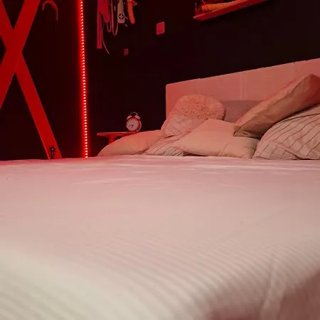 Pink Bdsm Apartment Lalka Milosci Apartment Wroclaw