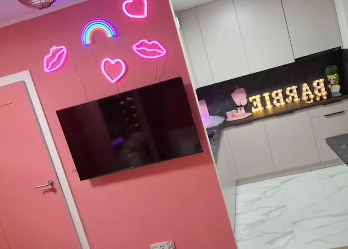Pink Bdsm Apartment Lalka Milosci شقة