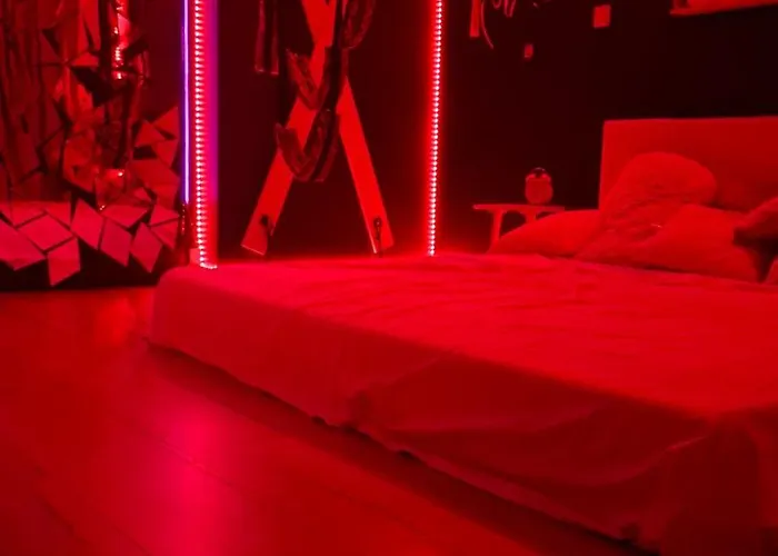 شقة Pink Bdsm Apartment Lalka Milosci فروتسواف