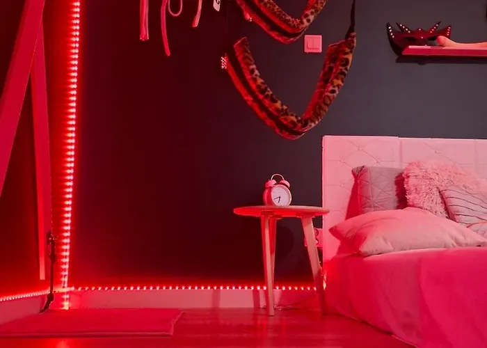 Pink Bdsm Apartment Lalka Milosci * فروتسواف